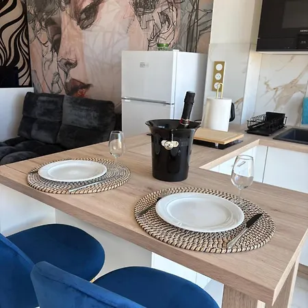 Village Naturiste - Heliopolis Ab 30m2 - Vue Avec Grande Terrasse - Parking *